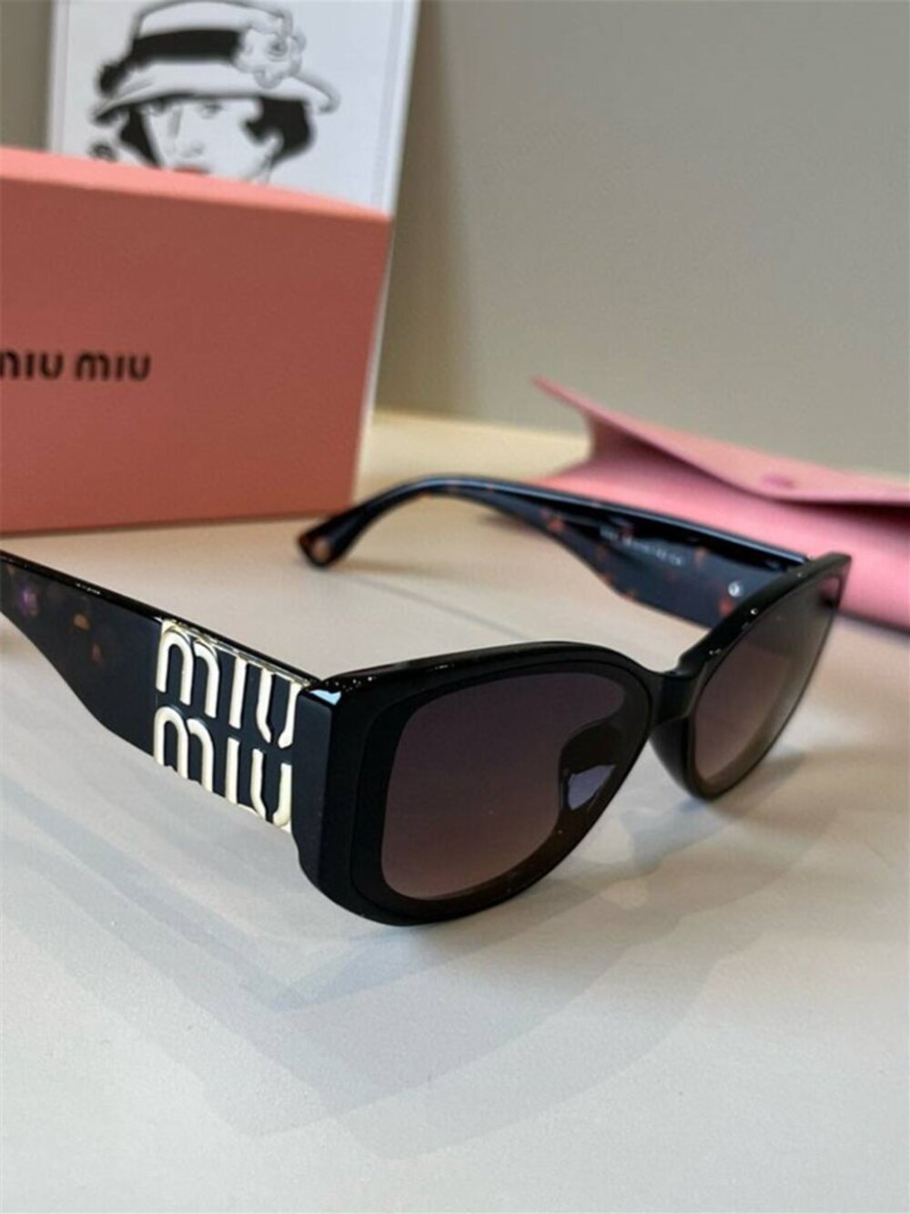 MIU MIU Fashion Sunglasses